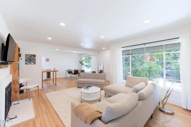 309 Agnus Drive, Ventura, CA 93003