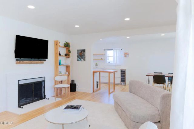 309 Agnus Drive, Ventura, CA 93003