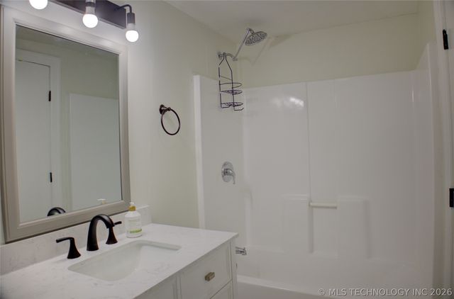 3604 S 28th West Avenue, Tulsa, OK 74107