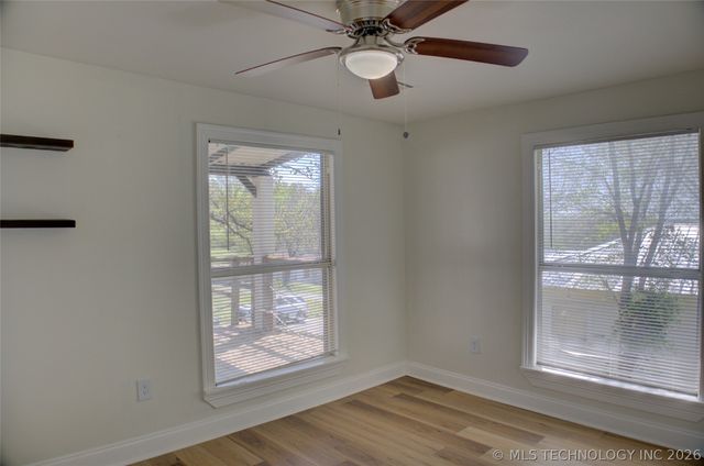 3604 S 28th West Avenue, Tulsa, OK 74107