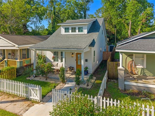 711 32nd Street E, Savannah, GA 31401