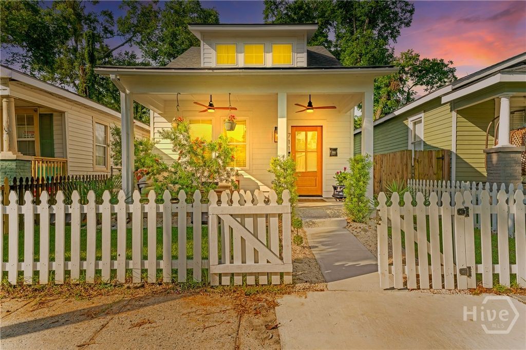 Image 1 of property listing at 711 E 32ND Street, Savannah, GA 31401