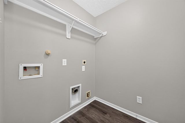 8010 Indian Desert Drive, Cypress, TX 77433