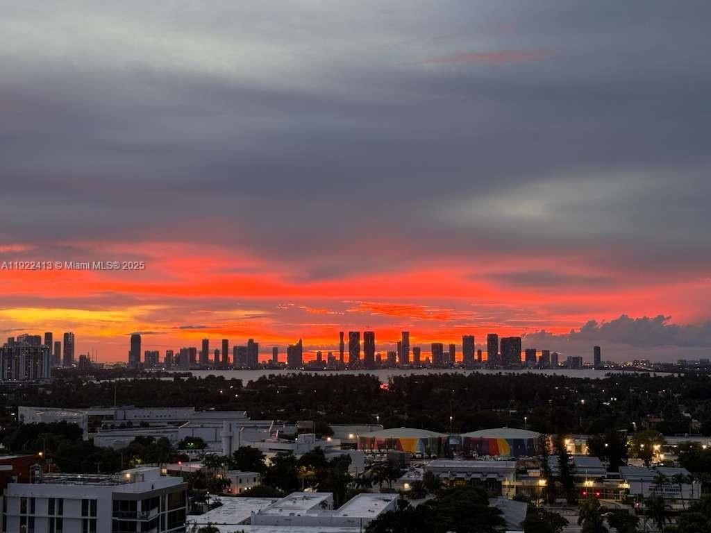 2401 Collins Ave 1807, Miami Beach, FL 33140