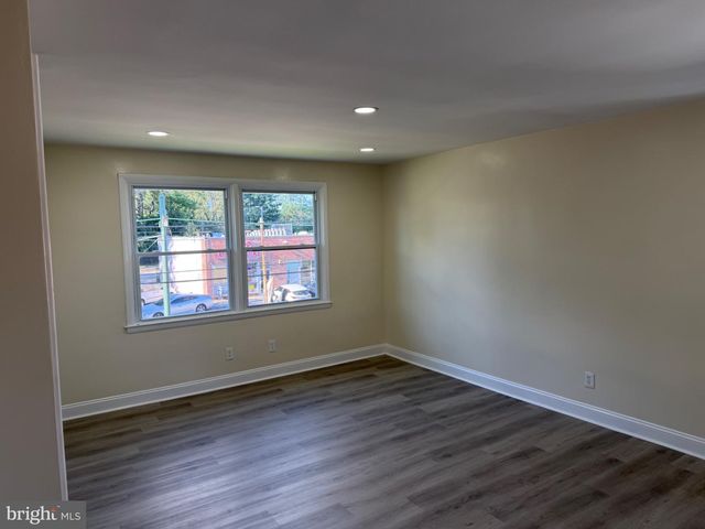 314 CHESTER AVE, Lansdowne, PA 19050
