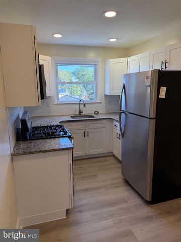 314 CHESTER AVE, Lansdowne, PA 19050