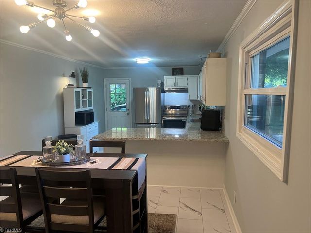 4561 Emily Drive, Kernersville, NC 27284