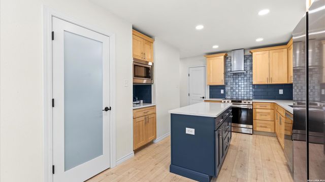 1523 Camellia Ln, New Braunfels, TX 78130