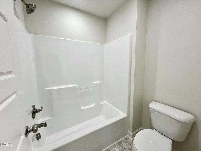 406 Creeks Edge Drive, Pikeville, NC 27863