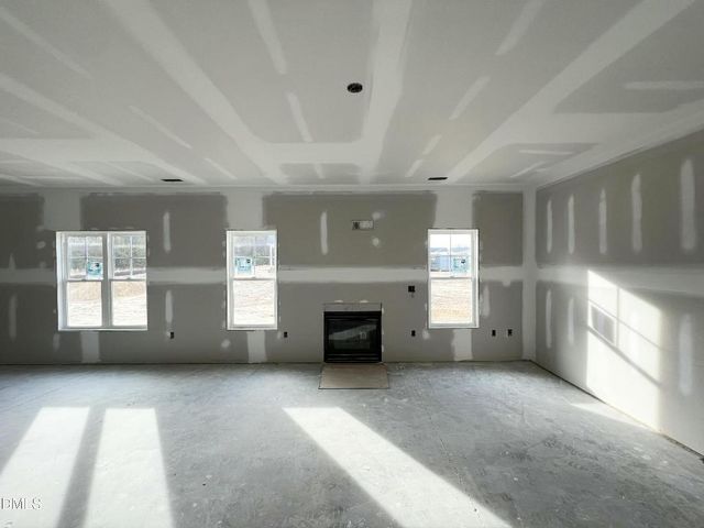 406 Creeks Edge Drive, Pikeville, NC 27863