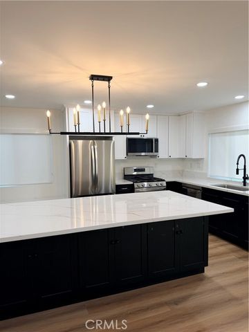 2534 Alona, Santa Ana, CA 92706