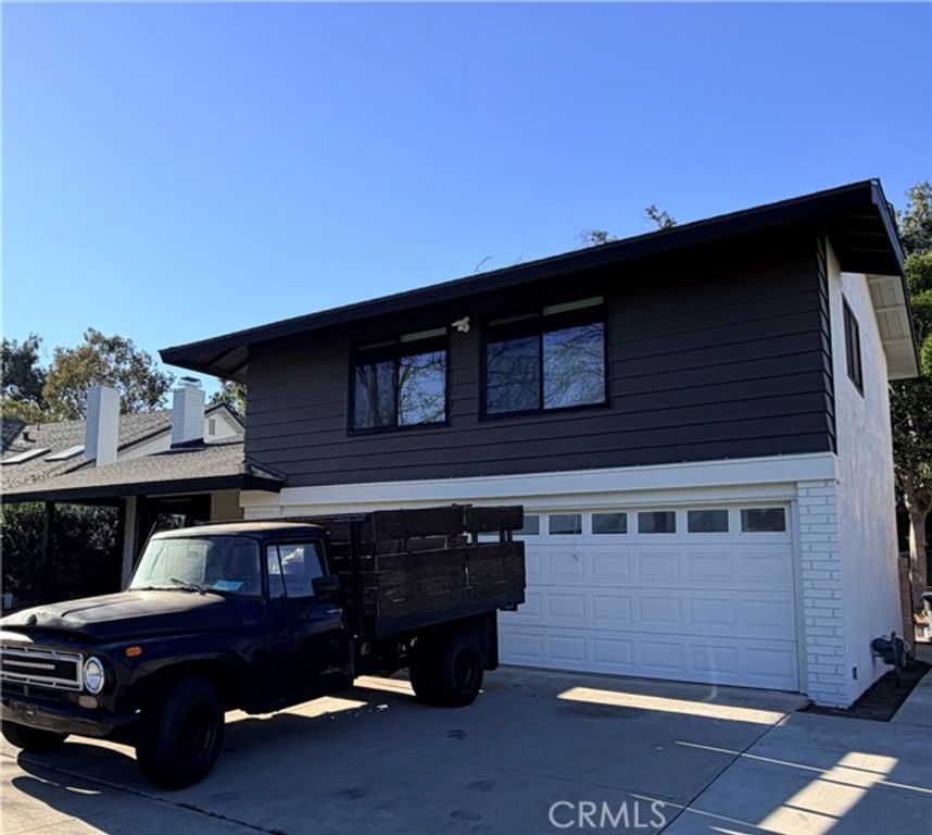 2534 Alona, Santa Ana, CA 92706