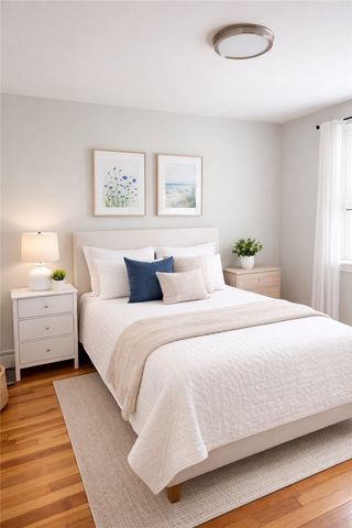 308 State Street 2E, Bristol, RI 02809