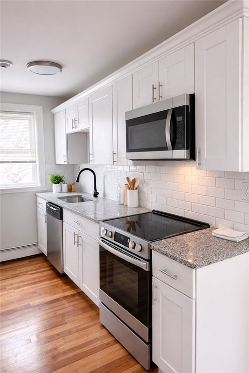 308 State Street 2E, Bristol, RI 02809