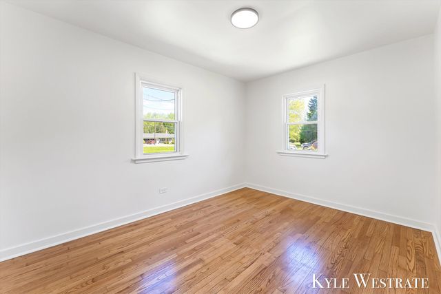 11127 8th Avenue, Tallmadge Twp, MI 49534