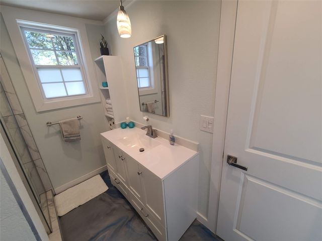 372 Plum ST, Bastrop, TX 78602