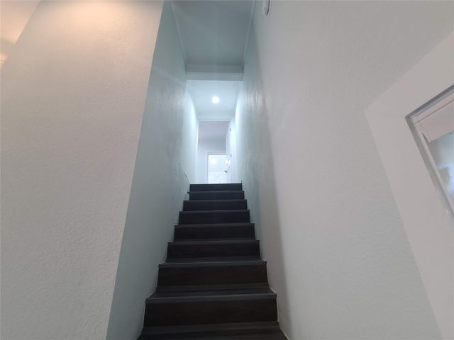 372 Plum ST, Bastrop, TX 78602