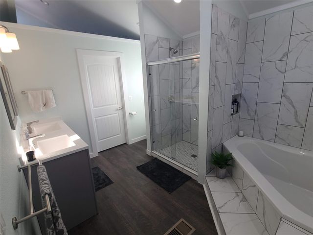 372 Plum ST, Bastrop, TX 78602