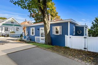22 Sherman Ave. 22, Nahant, MA 01908