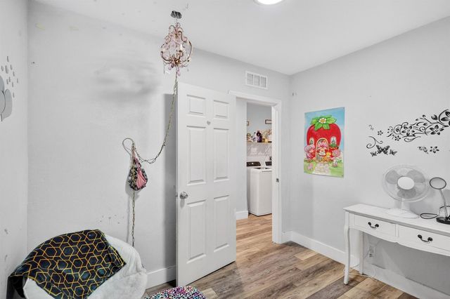 1434 SE Larkwood Circle, Port Saint Lucie, FL 34952