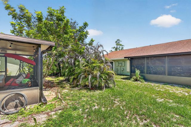 1434 SE Larkwood Circle, Port Saint Lucie, FL 34952