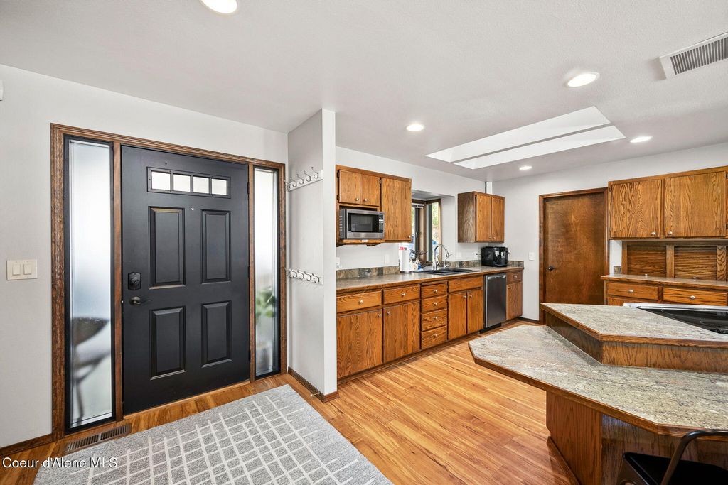 10408 W EVEREST LOOP, Spirit Lake, ID 83869 photo 24