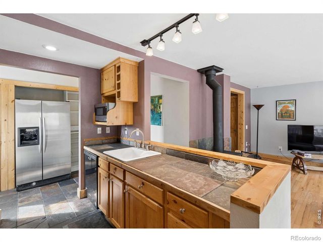 609 W 4th Street, Nederland, CO 80466