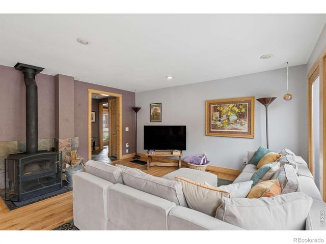 609 W 4th Street, Nederland, CO 80466