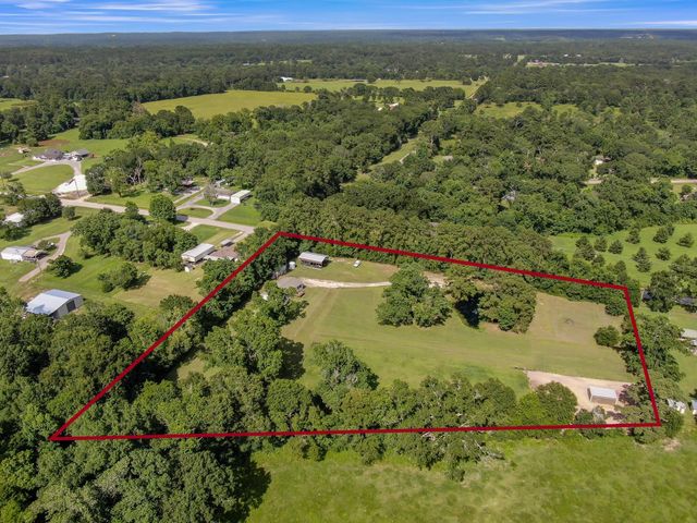 17055 Rogers Road, Willis, TX 77378