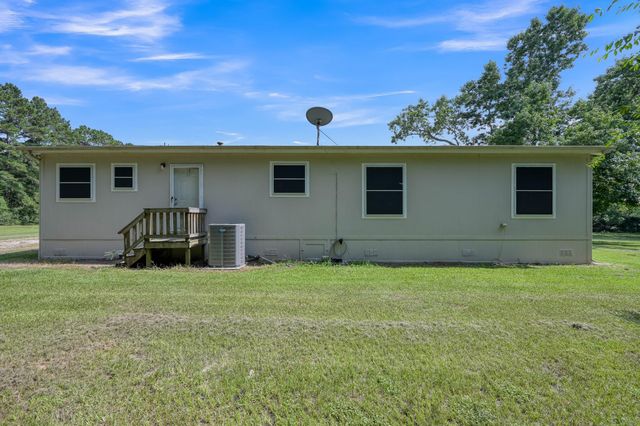 17055 Rogers Road, Willis, TX 77378