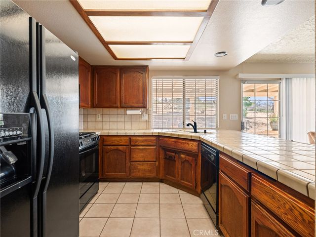 18441 Verano Street, Hesperia, CA 92345