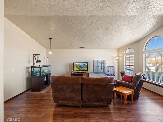 18441 Verano Street, Hesperia, CA 92345