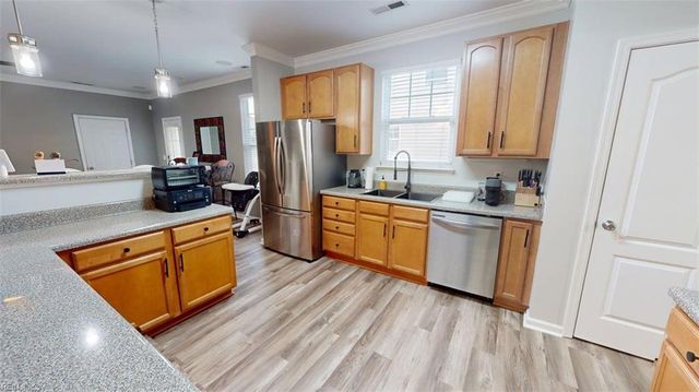 225 W Gilbert ST, Hampton, VA 23669