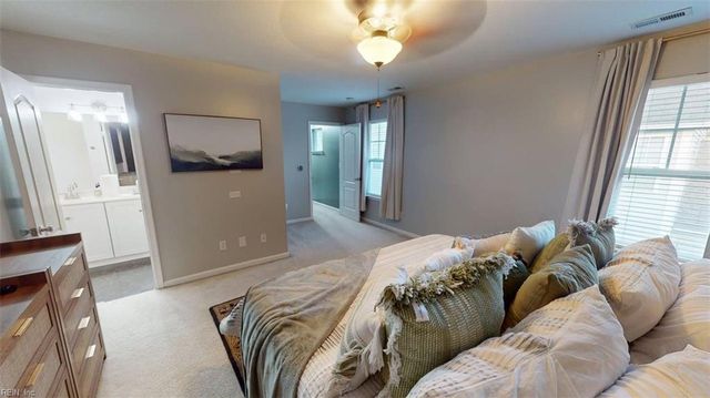 225 W Gilbert ST, Hampton, VA 23669