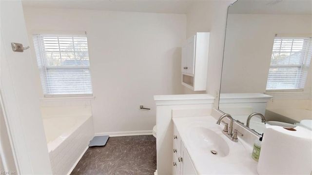 225 W Gilbert ST, Hampton, VA 23669