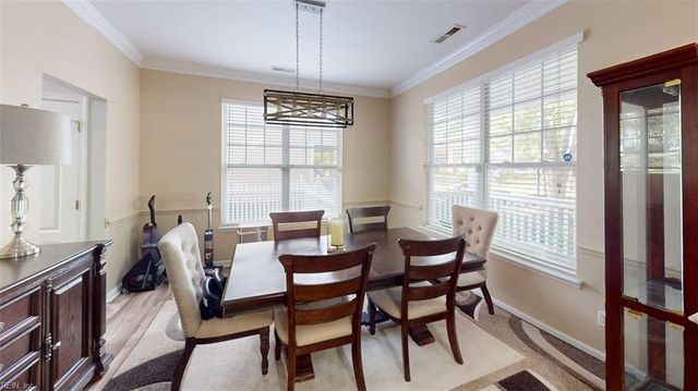 225 W Gilbert ST, Hampton, VA 23669
