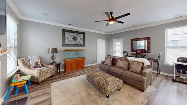 225 W Gilbert ST, Hampton, VA 23669