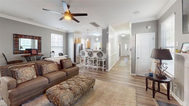 225 W Gilbert ST, Hampton, VA 23669