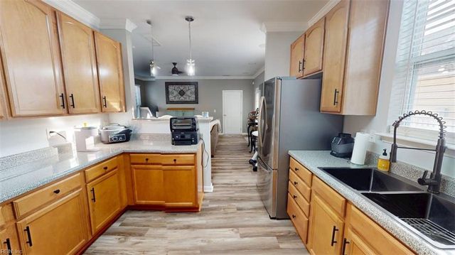 225 W Gilbert ST, Hampton, VA 23669