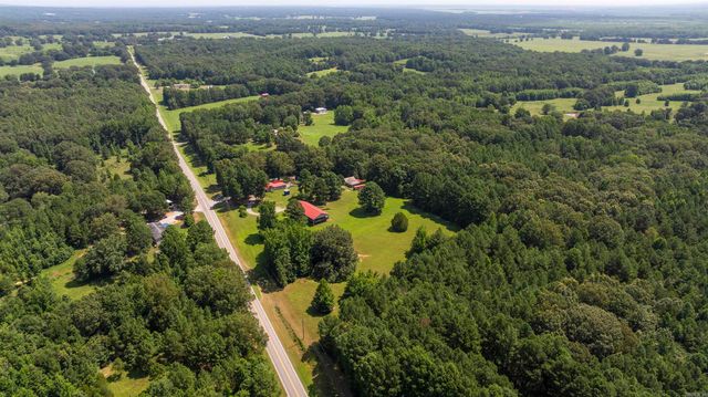 5980 Cord Road, Newark, AR 72562