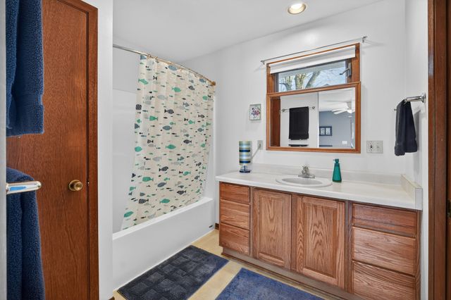 5221 Panorama Point, Panora, IA 50216