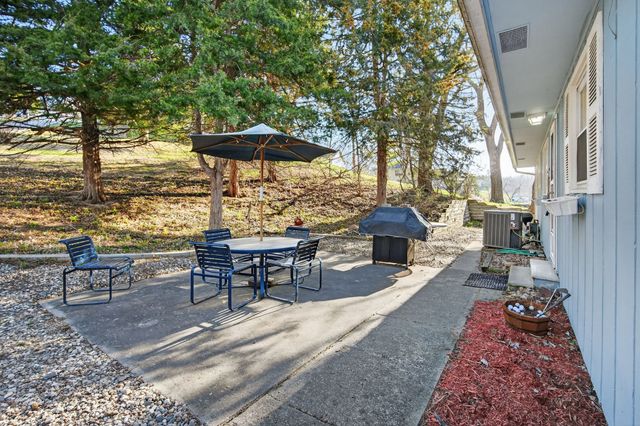 5221 Panorama Point, Panora, IA 50216