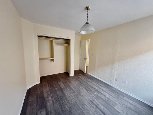 505 Via Patria SW, Albuquerque, NM 87121