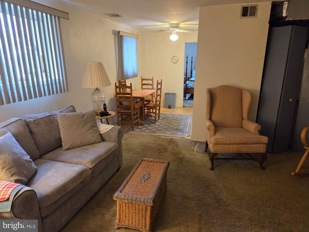 9712 BUSTLETON #40, PHILADELPHIA, PA 19115 — photo 2