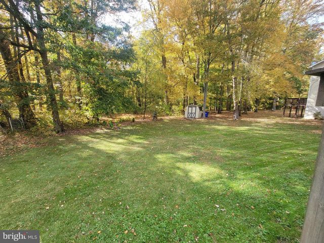 13 CHRISTINA WOODS CT, Newark, DE 19702