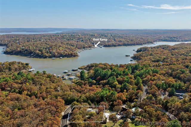 344 Persimmon Lane, Canadian, OK 74425