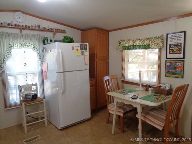 344 Persimmon Lane, Canadian, OK 74425