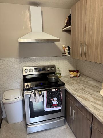 4865 Dell Avenue, Lake Worth, FL 33461