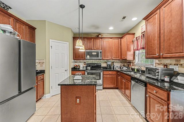 10812 Clark Street, Davidson, NC 28036
