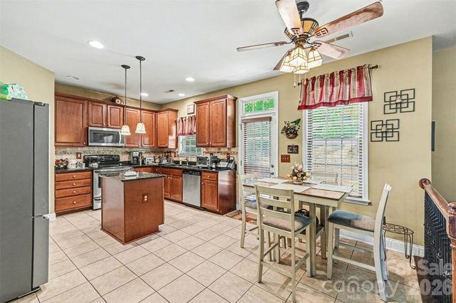 10812 Clark Street, Davidson, NC 28036